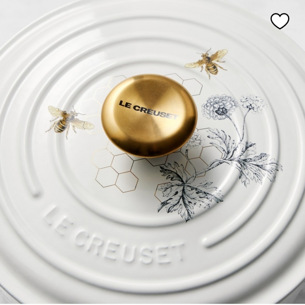 NEW Le Creuset Enameled Cast Iron Round Oven, 4 1/2-Qt.Honeycomb,Retail $500.00 - Picture 5 of 16